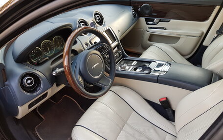 Jaguar XJ IV (X351), 2013 год, 2 460 000 рублей, 8 фотография