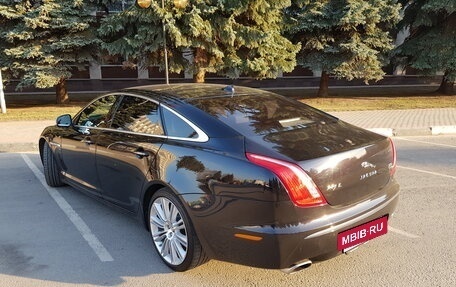 Jaguar XJ IV (X351), 2013 год, 2 460 000 рублей, 4 фотография