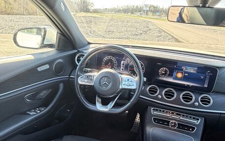 Mercedes-Benz E-Класс, 2020 год, 4 600 000 рублей, 8 фотография