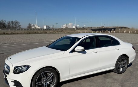 Mercedes-Benz E-Класс, 2020 год, 4 600 000 рублей, 5 фотография