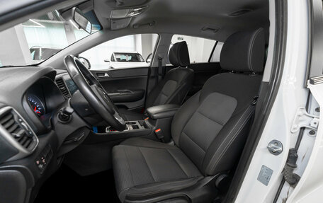 KIA Sportage IV рестайлинг, 2019 год, 2 470 000 рублей, 9 фотография