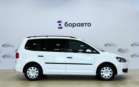 Volkswagen Touran III, 2011 год, 1 155 000 рублей, 6 фотография