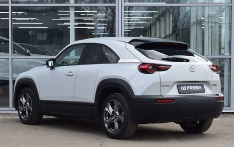 Mazda MX-30, 2020 год, 2 200 000 рублей, 2 фотография