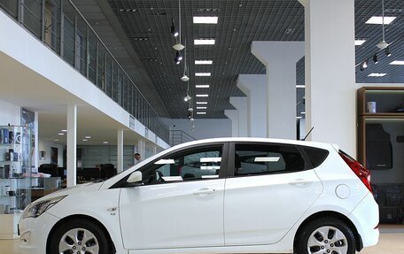 Hyundai Solaris II рестайлинг, 2015 год, 790 000 рублей, 4 фотография