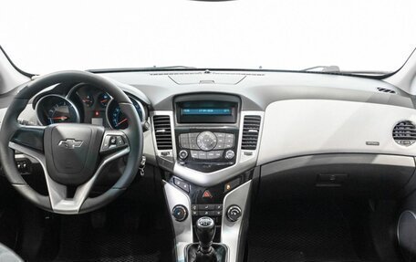 Chevrolet Cruze II, 2011 год, 627 100 рублей, 6 фотография