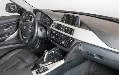 BMW 3 серия, 2016 год, 1 800 000 рублей, 7 фотография