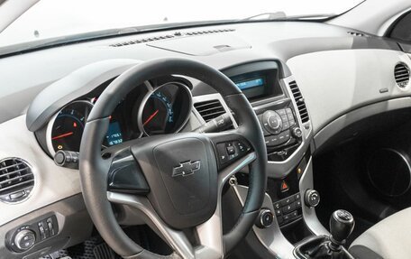 Chevrolet Cruze II, 2011 год, 627 100 рублей, 5 фотография