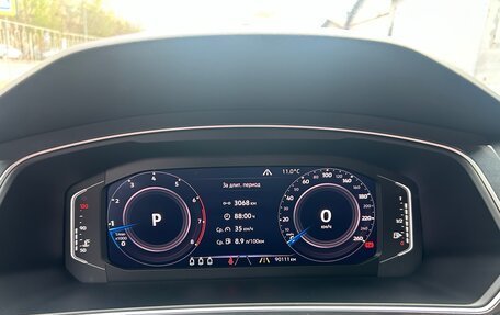 Volkswagen Tiguan II, 2019 год, 2 500 000 рублей, 11 фотография