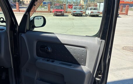 Nissan Cube II, 2003 год, 280 000 рублей, 17 фотография