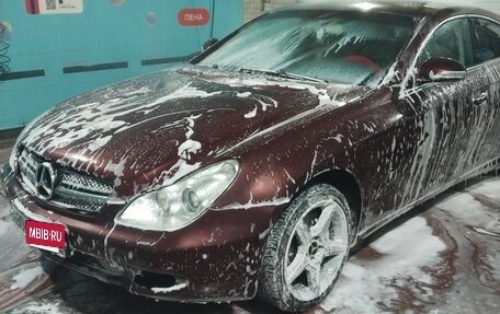 Mercedes-Benz CLS, 2005 год, 900 000 рублей, 2 фотография