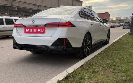 BMW 5 серия, 2024 год, 7 950 000 рублей, 4 фотография