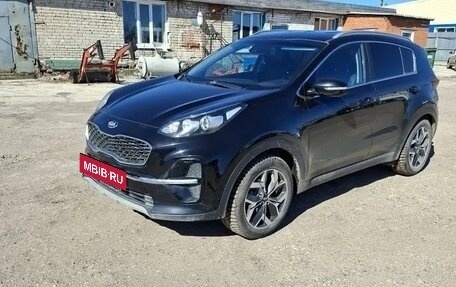 KIA Sportage IV рестайлинг, 2018 год, 1 950 000 рублей, 2 фотография