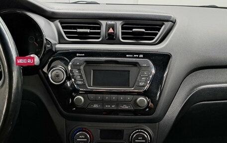 KIA Rio III рестайлинг, 2013 год, 997 000 рублей, 19 фотография