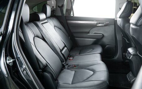 Toyota Highlander, 2025 год, 5 940 000 рублей, 7 фотография