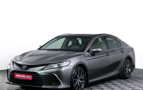 Toyota Camry, 2022 год, 3 390 000 рублей, 1 фотография