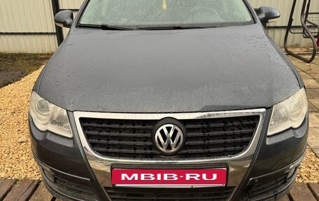 Volkswagen Passat B6, 2010 год, 490 000 рублей, 2 фотография