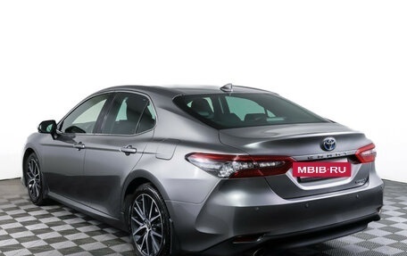 Toyota Camry, 2022 год, 3 390 000 рублей, 7 фотография