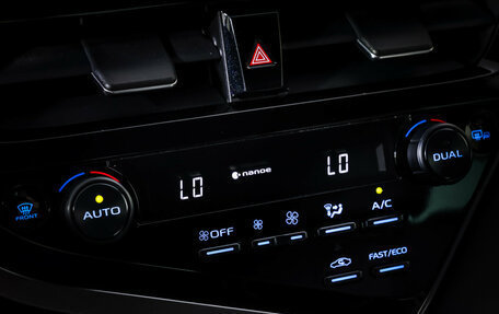 Toyota Camry, 2022 год, 3 390 000 рублей, 17 фотография