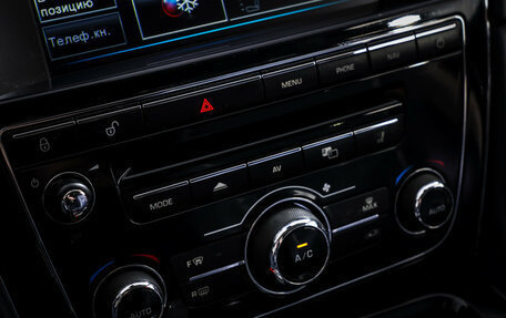 Jaguar XJ IV (X351), 2012 год, 2 300 000 рублей, 16 фотография