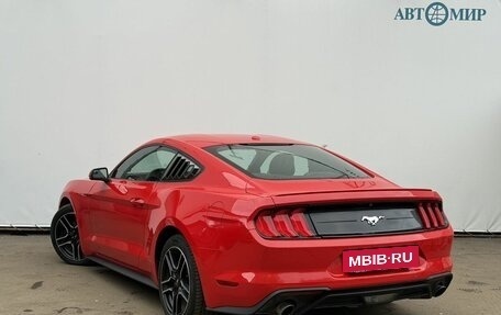 Ford Mustang VI рестайлинг, 2020 год, 2 780 000 рублей, 7 фотография