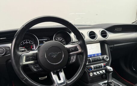 Ford Mustang VI рестайлинг, 2020 год, 2 780 000 рублей, 12 фотография