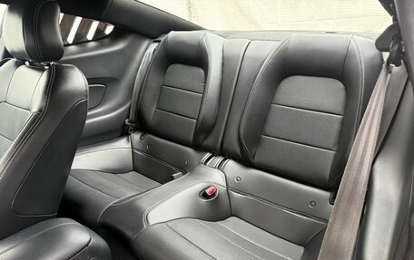 Ford Mustang VI рестайлинг, 2020 год, 2 780 000 рублей, 11 фотография