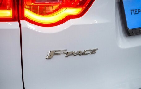 Jaguar F-Pace, 2016 год, 2 900 000 рублей, 22 фотография