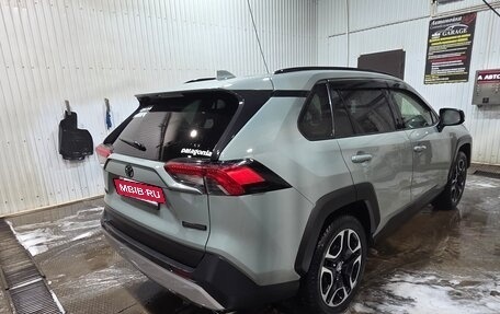 Toyota RAV4, 2019 год, 10 фотография
