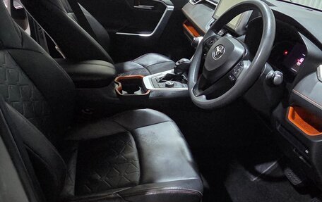 Toyota RAV4, 2019 год, 20 фотография