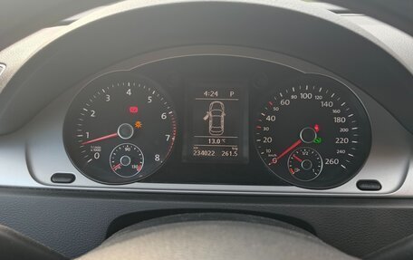 Volkswagen Passat B7, 2011 год, 880 000 рублей, 4 фотография