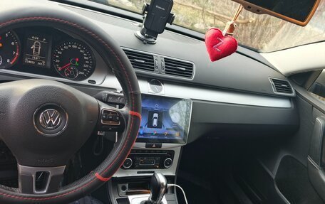 Volkswagen Passat B7, 2011 год, 880 000 рублей, 6 фотография