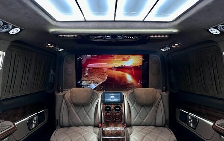 Mercedes-Benz V-Класс, 2024 год, 24 800 000 рублей, 20 фотография