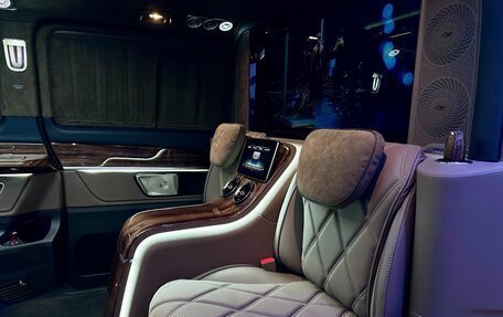 Mercedes-Benz V-Класс, 2024 год, 24 800 000 рублей, 24 фотография