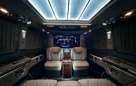 Mercedes-Benz V-Класс, 2024 год, 24 800 000 рублей, 25 фотография