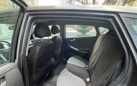 Hyundai Solaris II рестайлинг, 2012 год, 890 000 рублей, 9 фотография