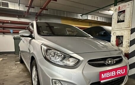 Hyundai Accent IV, 2011 год, 830 000 рублей, 17 фотография