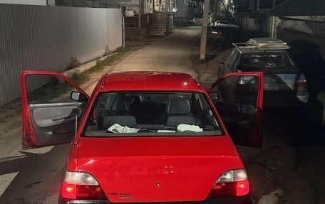 Daewoo Nexia I рестайлинг, 1997 год, 67 000 рублей, 2 фотография