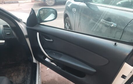 BMW 1 серия, 2011 год, 580 000 рублей, 6 фотография