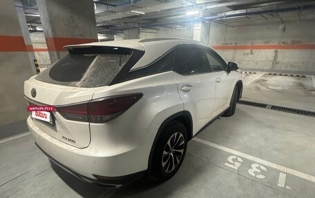 Lexus RX IV рестайлинг, 2019 год, 3 080 000 рублей, 2 фотография