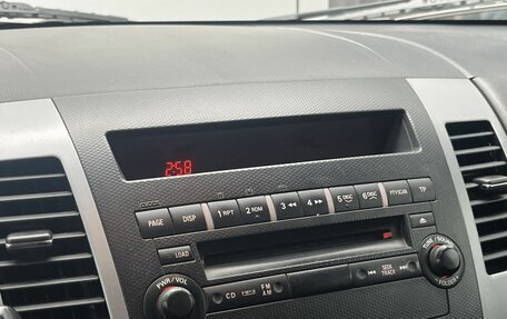 Mitsubishi Outlander III рестайлинг 3, 2010 год, 1 090 000 рублей, 13 фотография