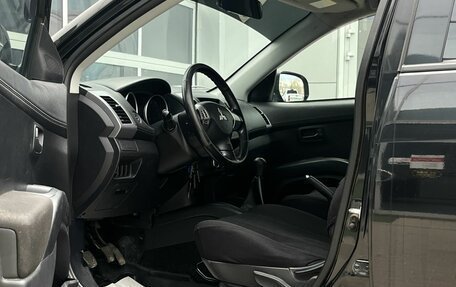 Mitsubishi Outlander III рестайлинг 3, 2010 год, 1 090 000 рублей, 10 фотография