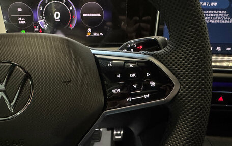 Volkswagen Tiguan, 2026 год, 4 999 000 рублей, 22 фотография