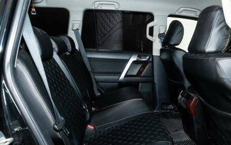 Toyota Land Cruiser Prado 150 рестайлинг 2, 2016 год, 3 700 000 рублей, 8 фотография