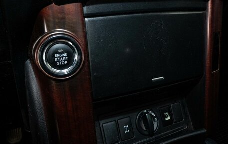 Toyota Land Cruiser Prado 150 рестайлинг 2, 2016 год, 3 700 000 рублей, 11 фотография