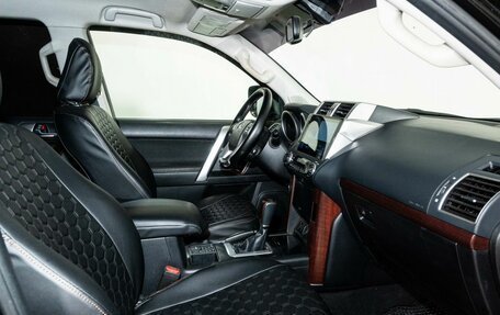 Toyota Land Cruiser Prado 150 рестайлинг 2, 2016 год, 3 700 000 рублей, 6 фотография