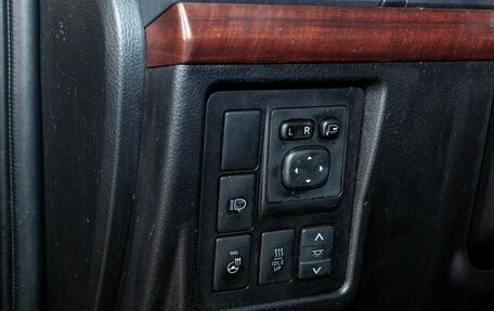 Toyota Land Cruiser Prado 150 рестайлинг 2, 2016 год, 3 700 000 рублей, 16 фотография