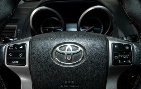 Toyota Land Cruiser Prado 150 рестайлинг 2, 2016 год, 3 700 000 рублей, 9 фотография