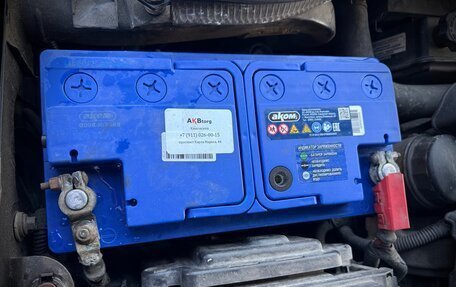 Jeep Commander, 2008 год, 1 650 000 рублей, 19 фотография