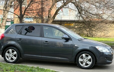 KIA cee'd I рестайлинг, 2009 год, 625 000 рублей, 1 фотография