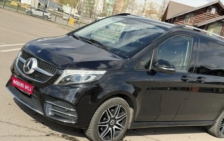 Mercedes-Benz V-Класс, 2019 год, 6 550 000 рублей, 1 фотография